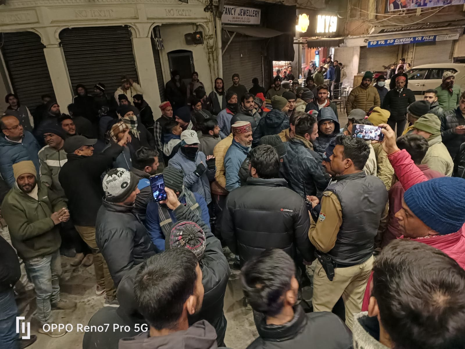 Mussoorie: Ruckus After Delhi liquor Businessman guard beat up local trader