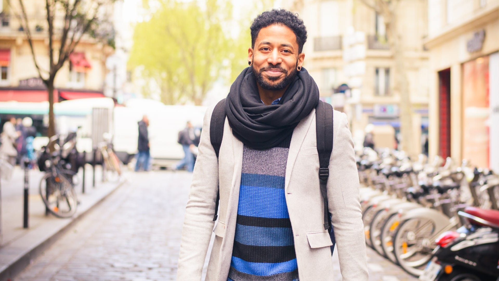 Fashion Tips Different Ways To Wear Mufflers For Men To Look Cool Muffler Pehne Ka Tarika In Hindi