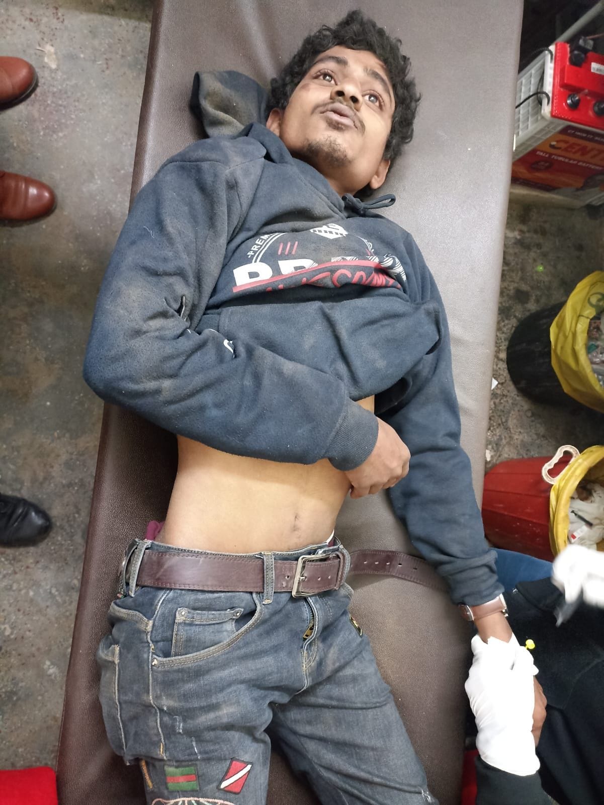 try to loot in csc shot to opperator, injured