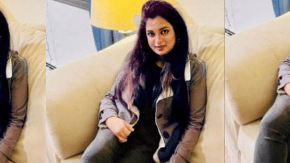 glamorous celebrity and pm modi in Pravasi Bharatiya Divas indore event
