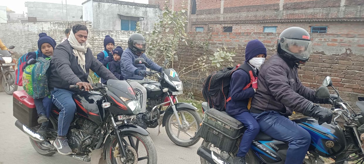 Torture of winter: Children reached school chilling in the morning, melting remained throughout the day
