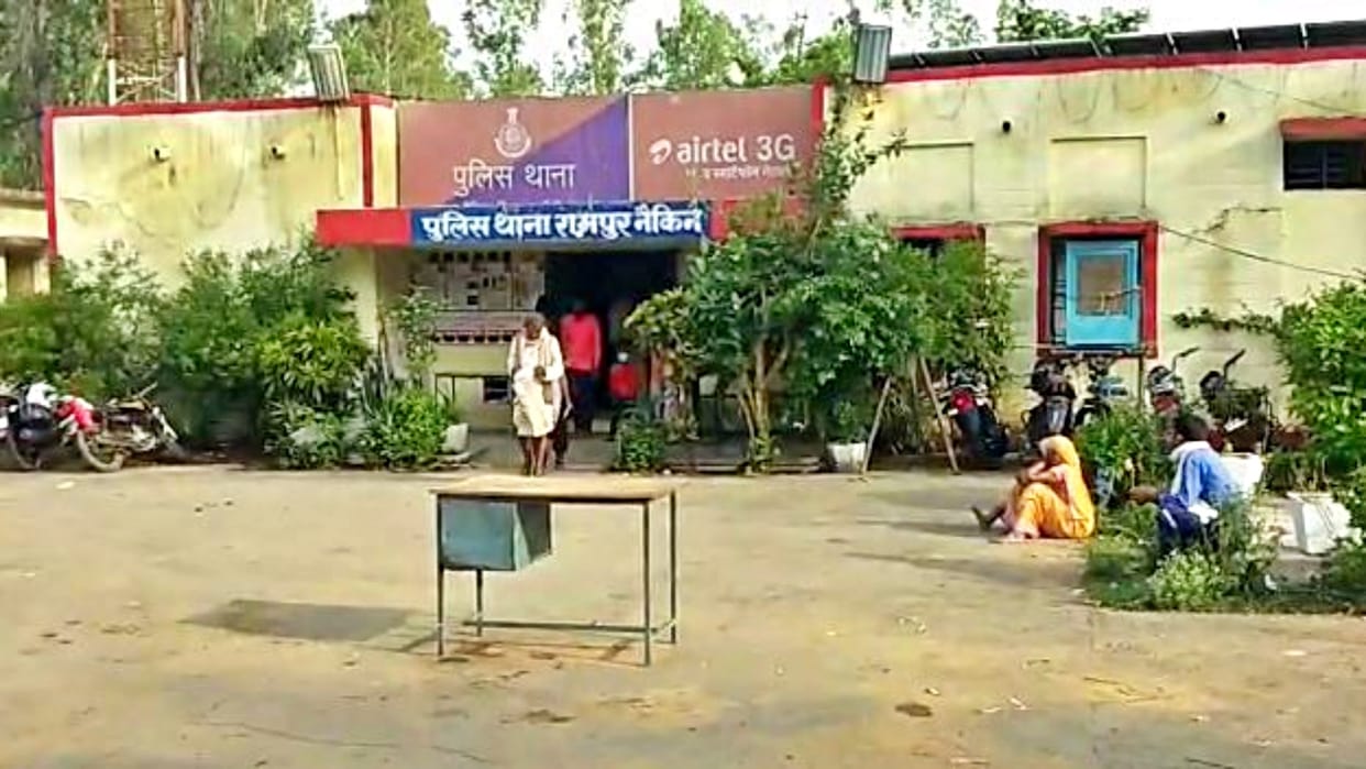 Sidhi Crime 14 year old boy hanged himself in sidhi