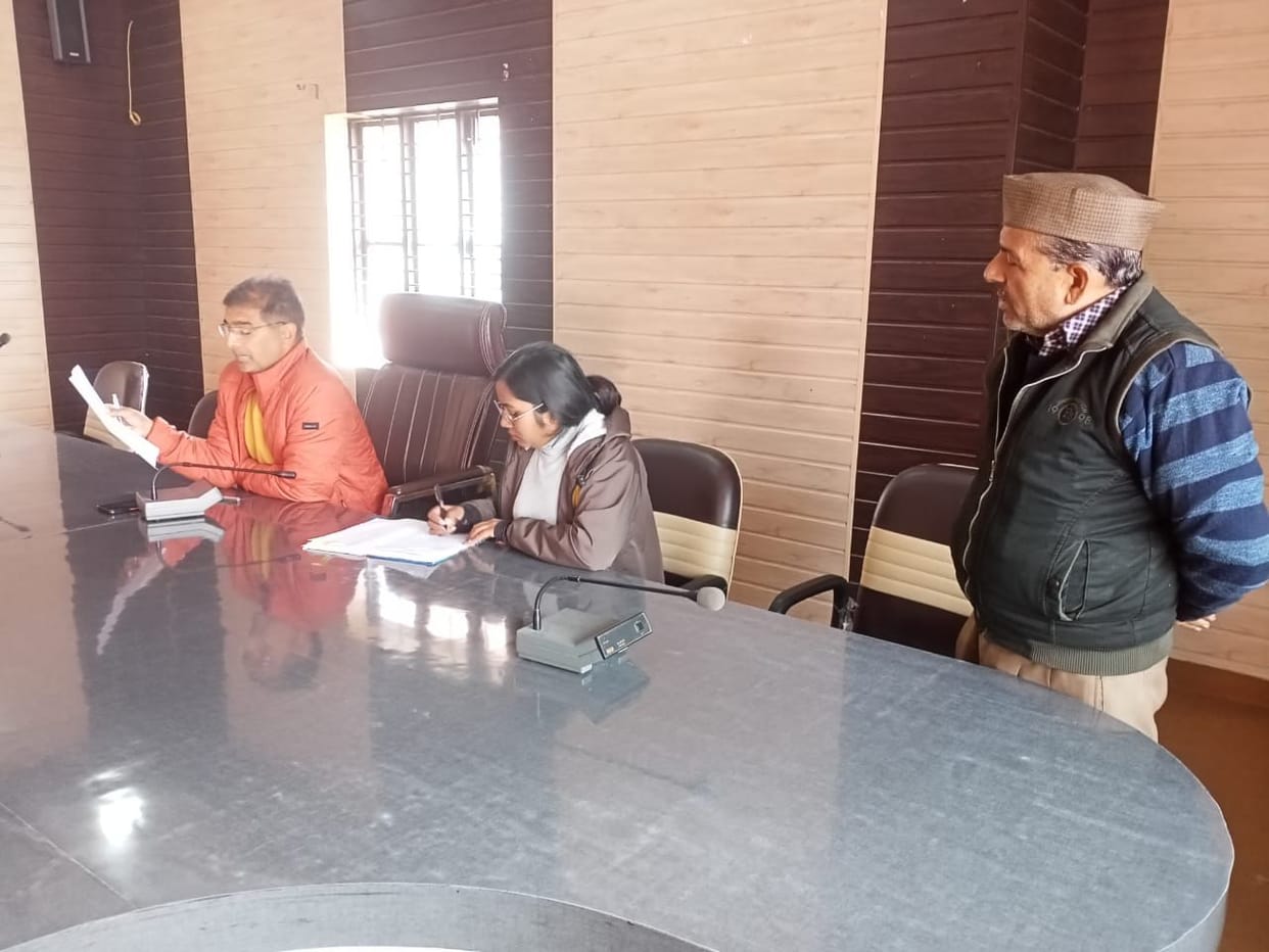 Explanation sought from absent officers in Tehsil Day
