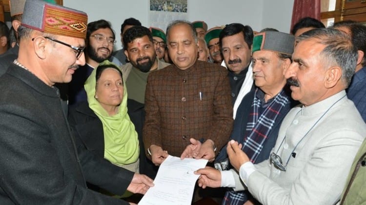 Himachal News: 14 वीं विधानसभा के अध्यक्ष पद के लिए कुलदीप पठानिया ने दर्ज किया नामांकन कुलदीप सिंह पठानिया कुलदीप सिंह पठानिया।