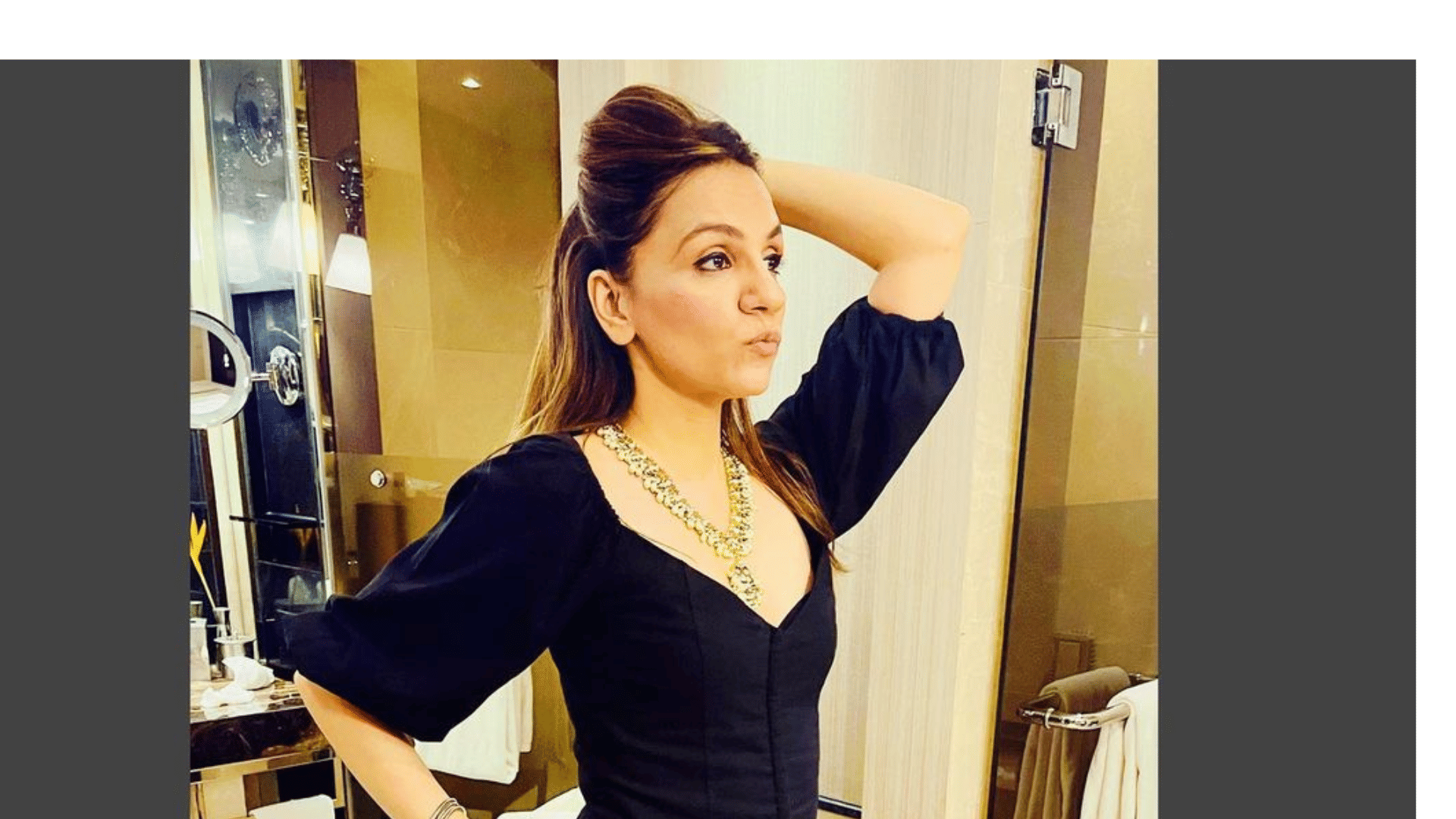 Mirzapur fame Divyendu Sharma wife is very beautiful in real life see her latest photos disprj