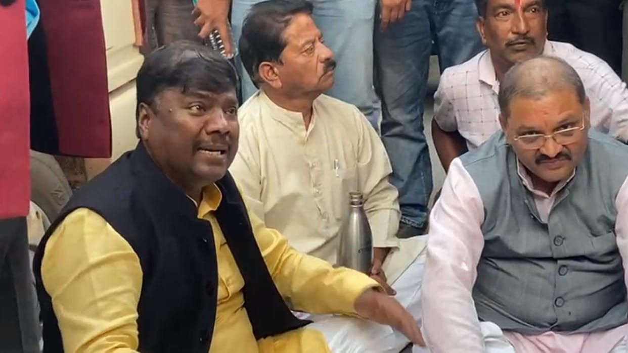 Kedar kashyap Cried Over Arrest Of BJP Workers In Naryanpur
