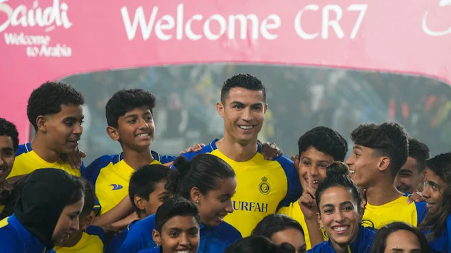 Cristiano Ronaldo kit unveiled at Al Nassr, huge crowd gathered, know why Newcastle United is in news