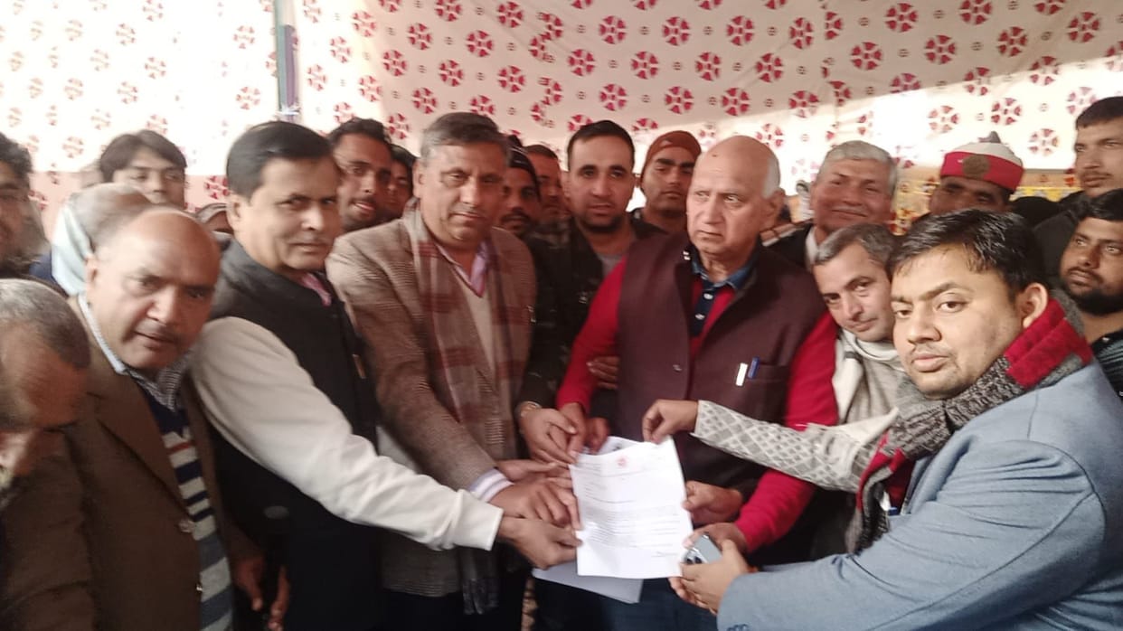 Hathras: MLA's strike ends after assurance