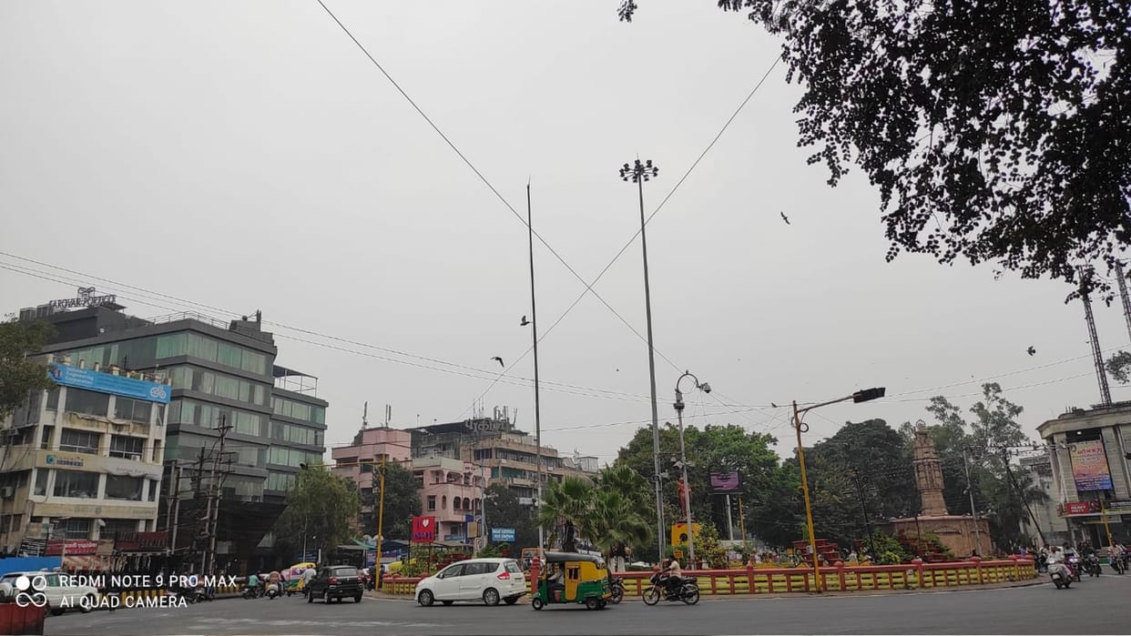 First cold day of the season in Indore, mercury dropped six degrees below normal