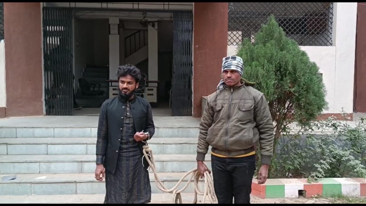 POSCO Act on the Maulvi of the Madrasa: blackmailing by taking photographs by doing obscene acts in Nawada