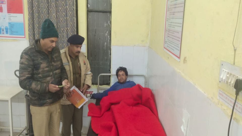Interstate miscreant injured in encounter near Shreeji temple in barsana Mathura