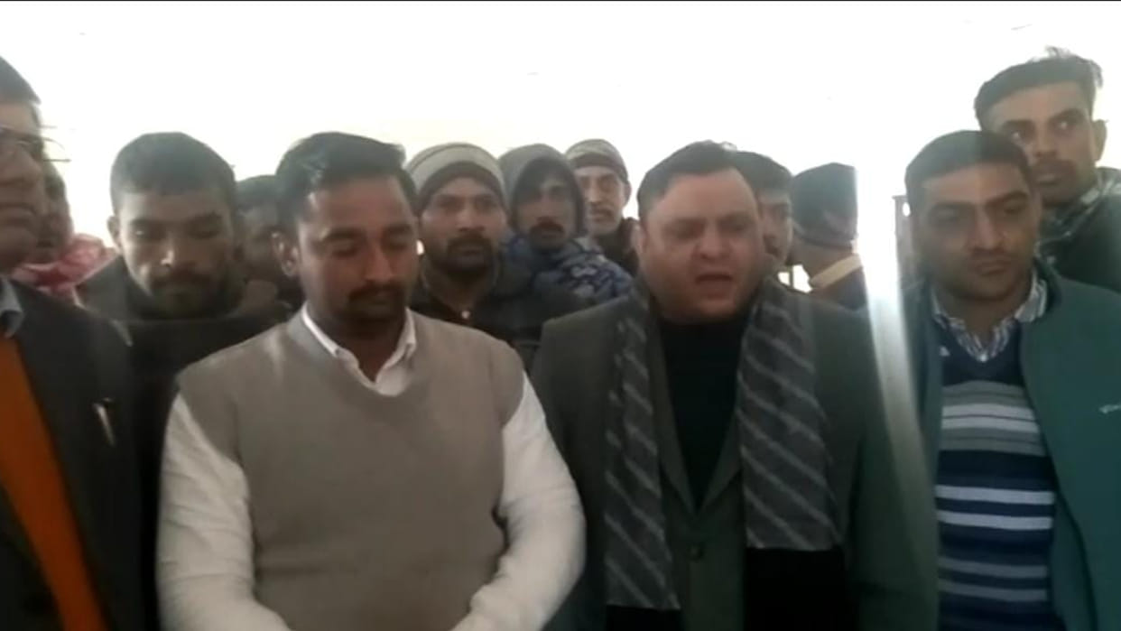 Sarpanch united against Panchayat minister in Fatehabad