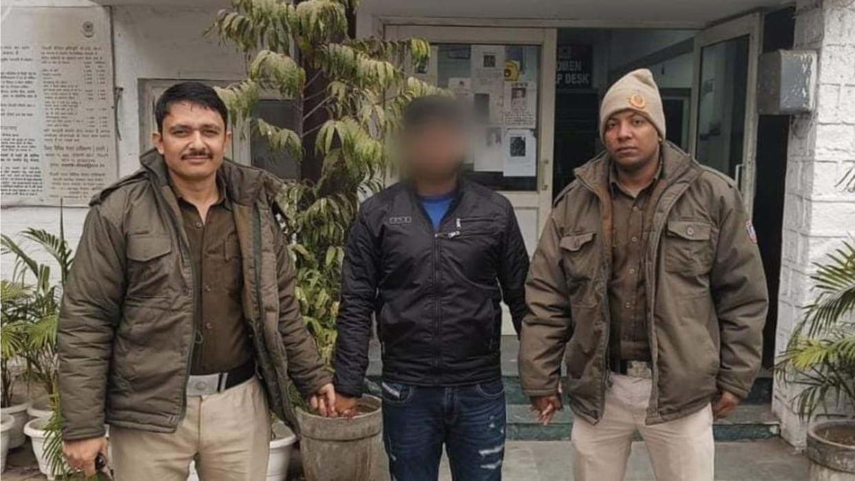 Accused of stabbing female friend in Adarsh Nagar Delhi arrested from Ambala
