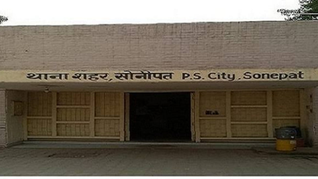 Theft from bank security guard house in Sonipat