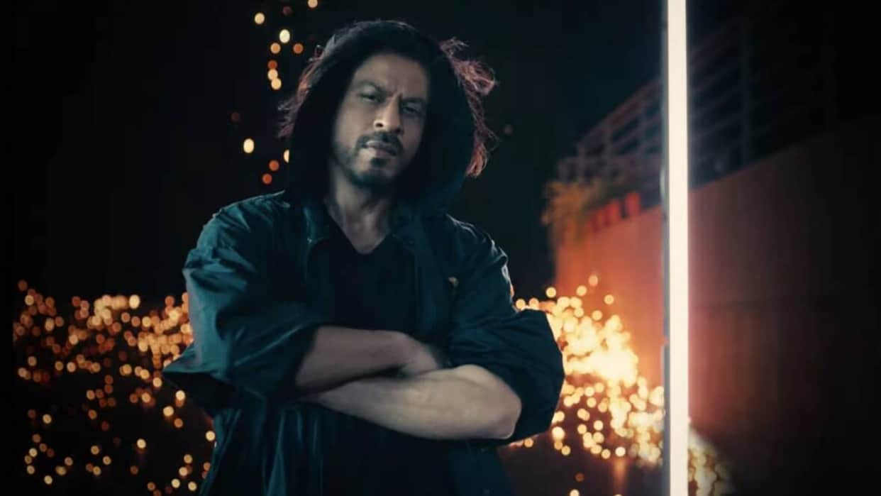 Ask SRK Session Fan Asked Shahrukh Khan about Salman Khan entry in Pathaan see what actor replied