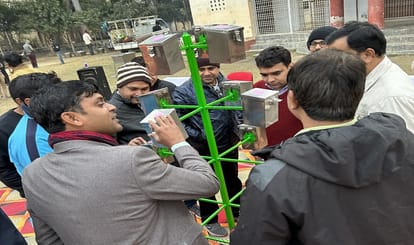 indias first mobile tree installed at BHU Ruiya ground for  get rid of many diseases