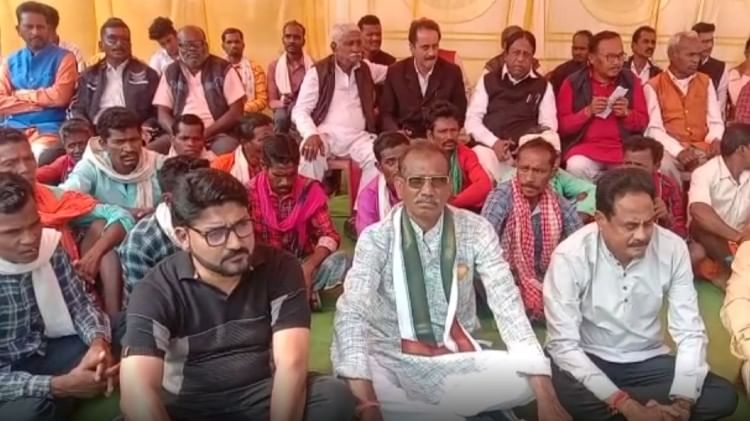 जगदलपुर में धरना-प्रदर्शन जारी है।