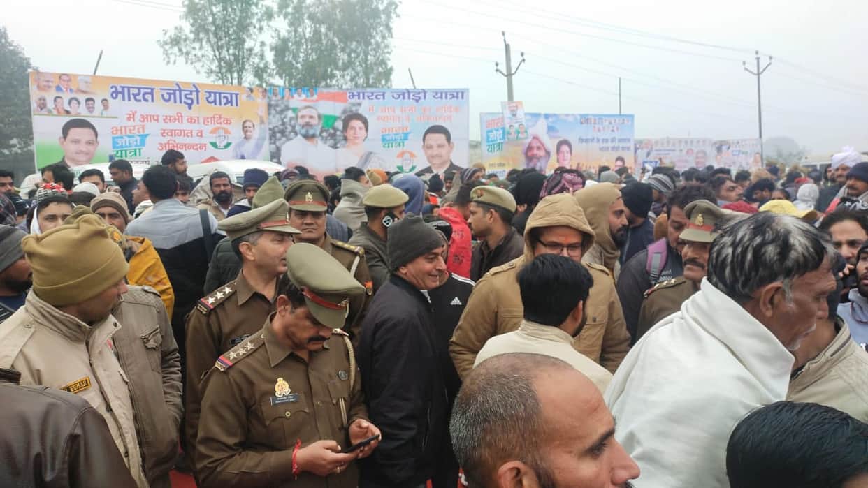 Bharat Jodo Yatra:  third day of Bharat Jodo Yatra in UP, see in picture