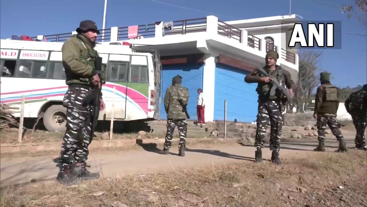 Search continues for three suspects in Rajori's Thalka, they escaped after breaking the police blockade