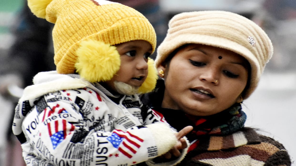 Gorakhpur Weather News Update Today Heavy Cold Wave Sun Not Come Out From 6 Days
