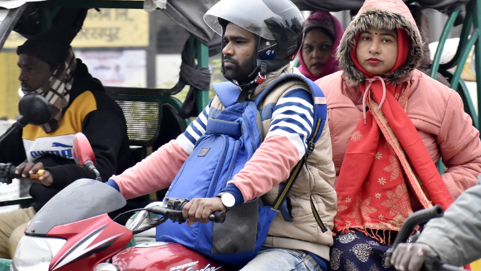 Gorakhpur Weather News Update Today Heavy Cold Wave Sun Not Come Out From 6 Days