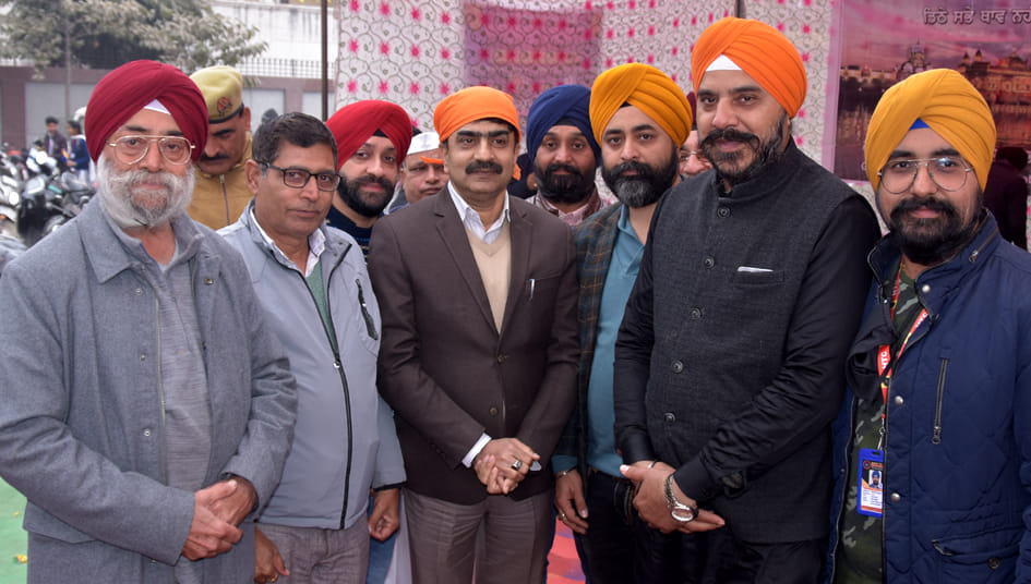 Sangat was delighted with the recitation of Gurbani