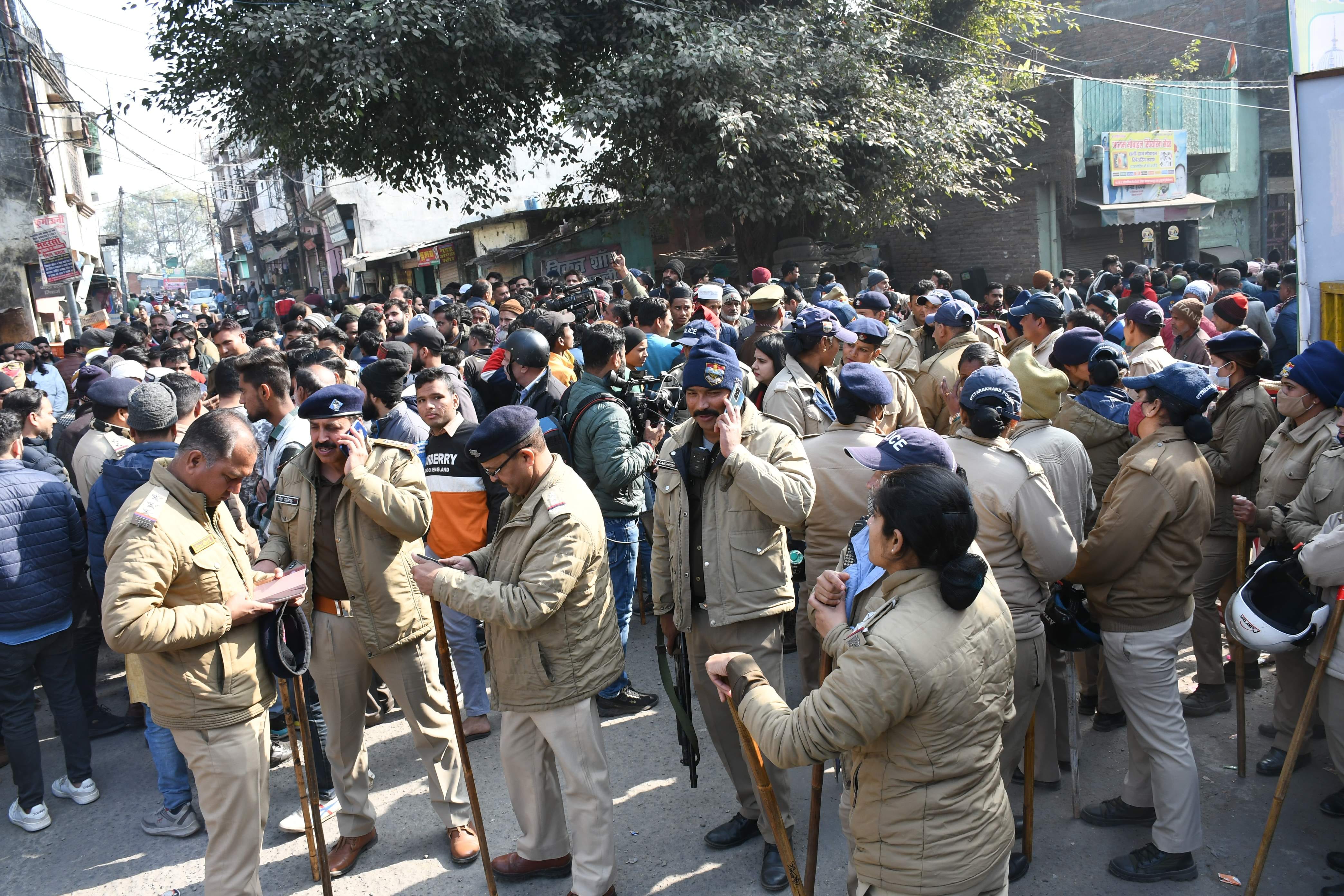 Haldwani Atikraman Case: Public Pray during Supreme Court hearing and now they will legal fight