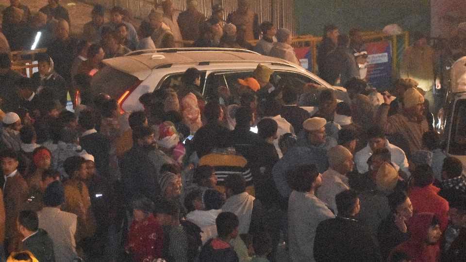 Stampede at night halt of Bharat Jodo Yatra in Panipat