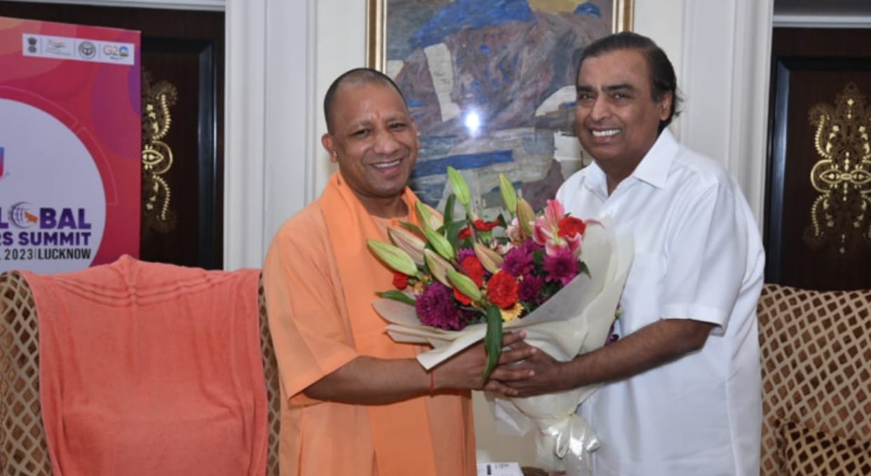 CM Yogi Adityanath addressed industrialists in Mumbai.