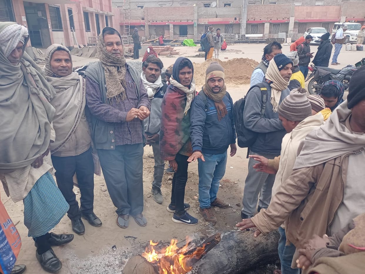 People shivered due to severe cold, mercury dropped