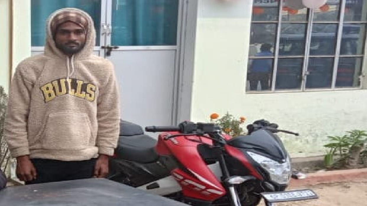 Stunt maker video with friend arrested in Gorakhpur