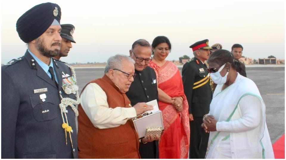 Rajasthan Governor Kalraj Mishra Gift Album President Draupadi Murmu Scout Guide 18th National Jamboree