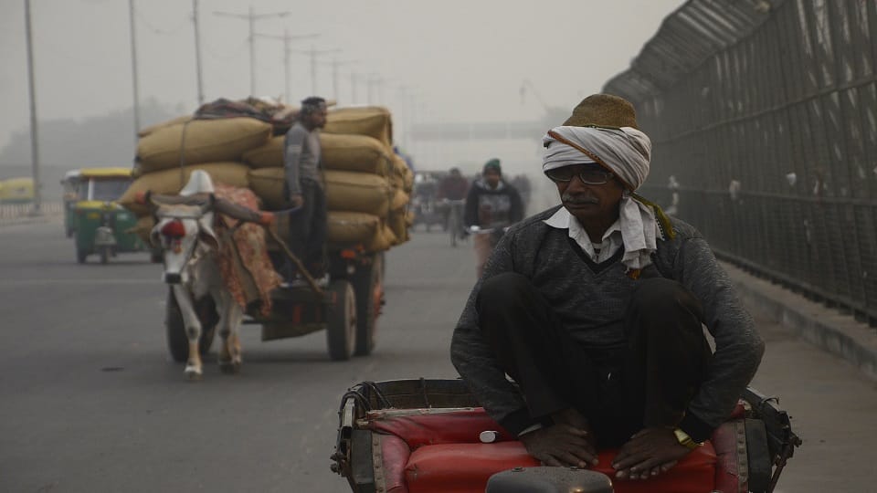 Delhi weather news tempreture dropped due to cold air no hope of relief even on tuesday
