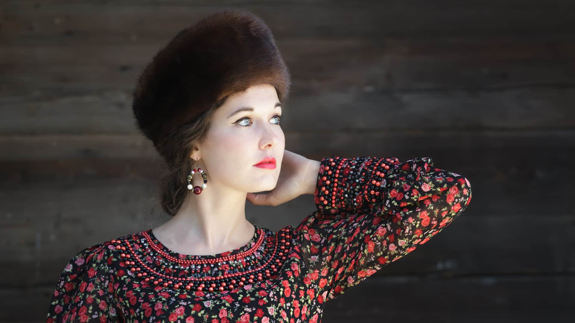 Winter Fashion Tips How To Look Stylish In Woolen Cap Or Hats See Photos