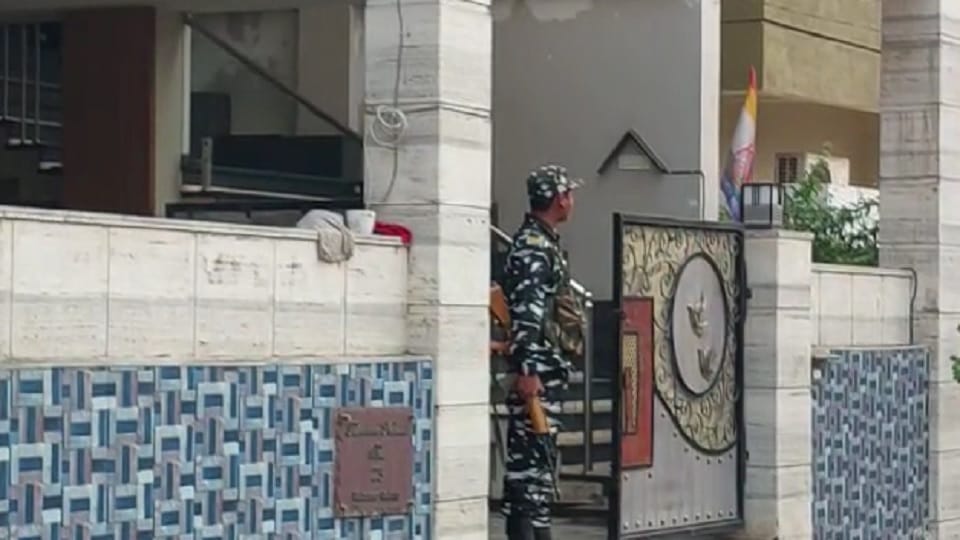 Income Tax Department raids in Raipur and Bhilai at chhattisgarh