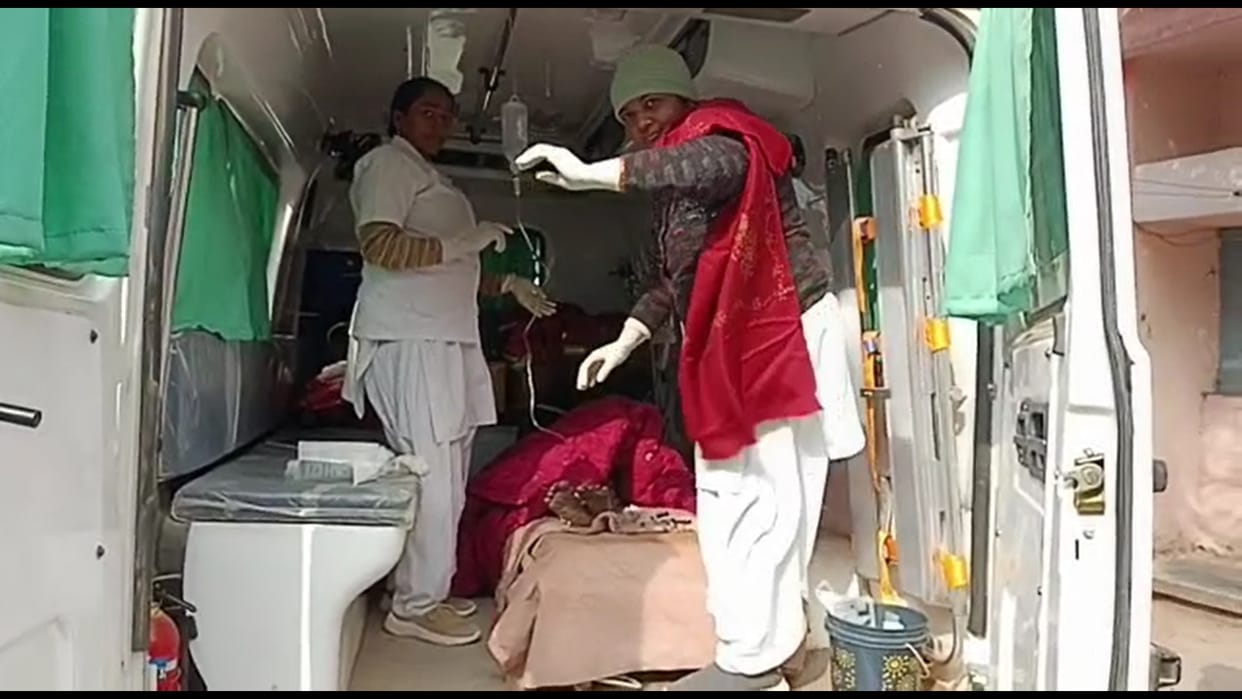 Bihar: Former minister's mother burned in fire, JDU's Jhajha MLA Rawat left for PMCH with mother