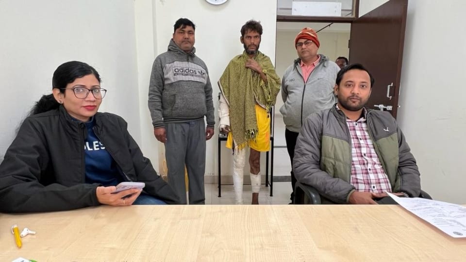Doctors of Shahdol Birsa Munda Medical College treated mentally ill youth sent him home