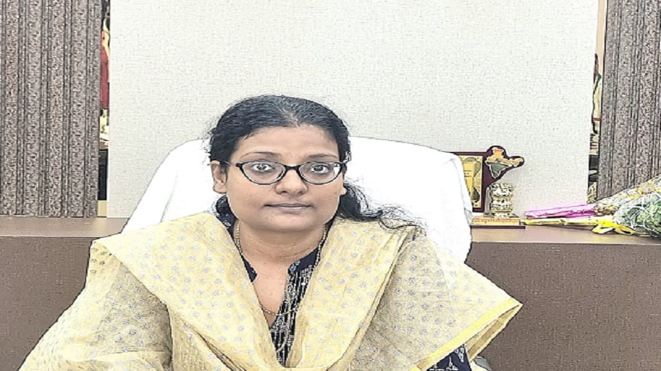 Three member committee look after the work of municipal bodies