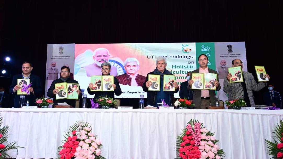 lg manoj sinha inaugurates UT level training orientation program for implementation of 29 projects