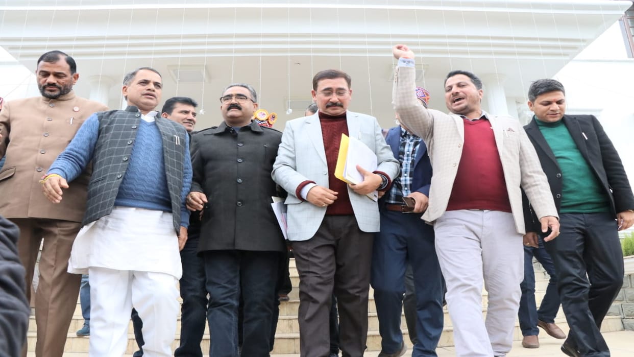 himachal assembly winter session, Opposition walkout after sloganeering in the house
