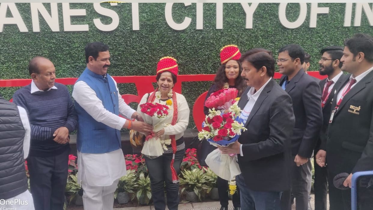 Guests started arriving for the Pravasi Sammelan, will stay in homes instead of hotels