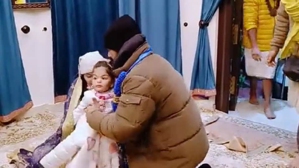 virat kohli anushka sharma daughter vamika unseen video photos during vrindavan spiritual visit