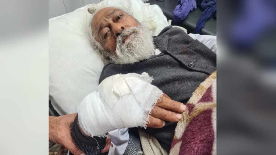 Murderous attack on 80 year old elderly panchayat member in Zirakpur