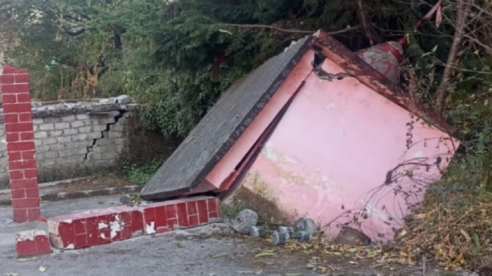 Joshimath Landslide Temple collapsed In Singhdhar Ward Today