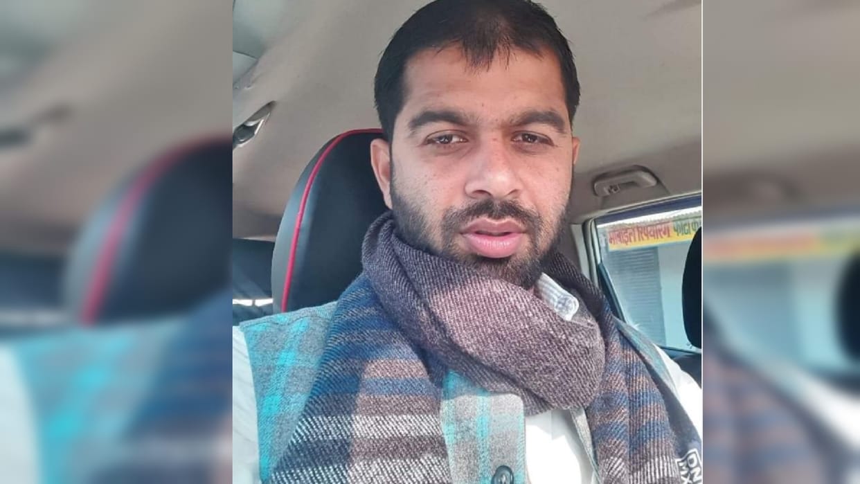 sp leader Vijay Pratap singh had kept carbine for seven years in gorakhpur