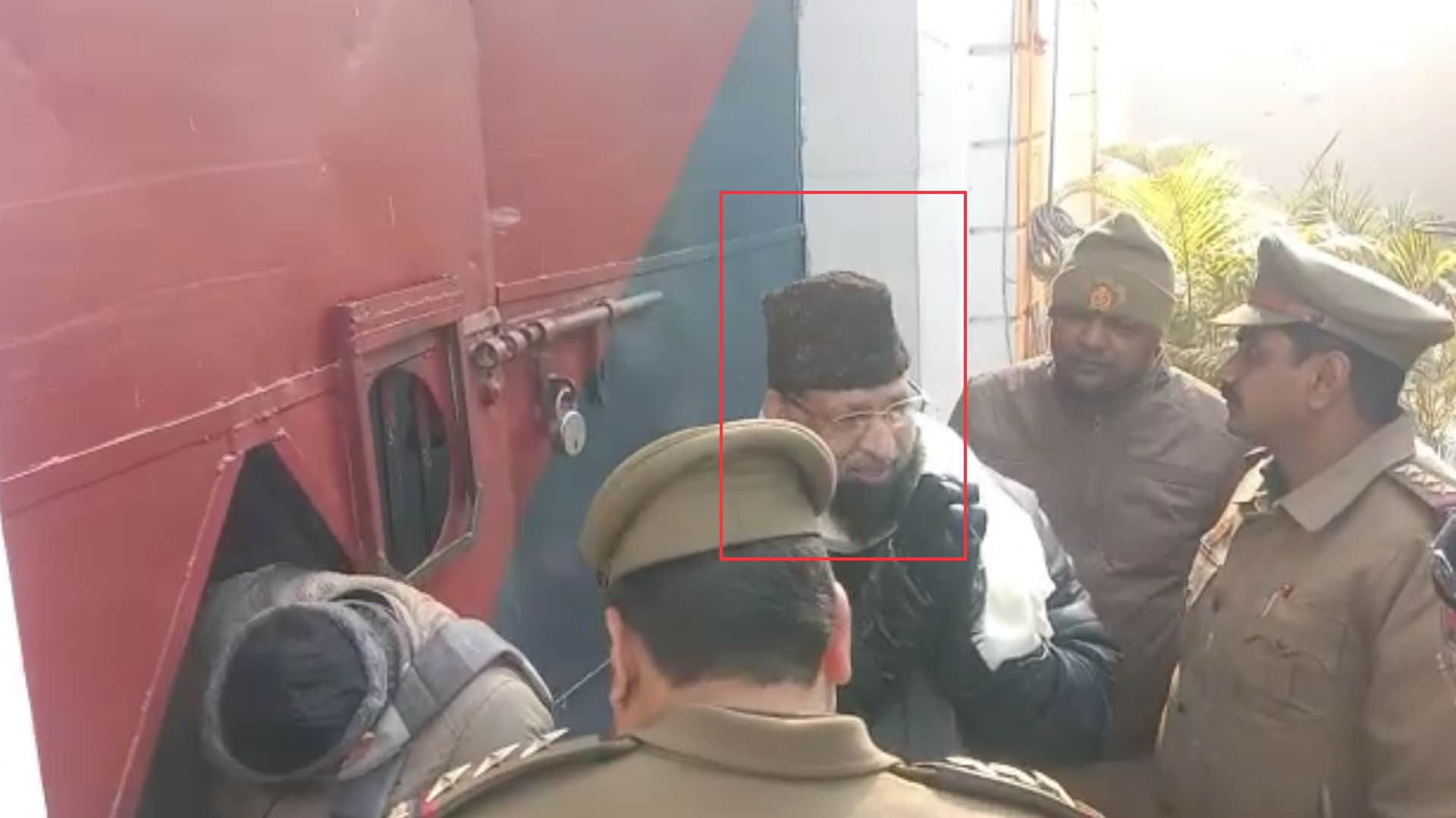 Meerut News: Yakub Qureshi, who sleeps on a velvet mattress now stays in the jail hospital