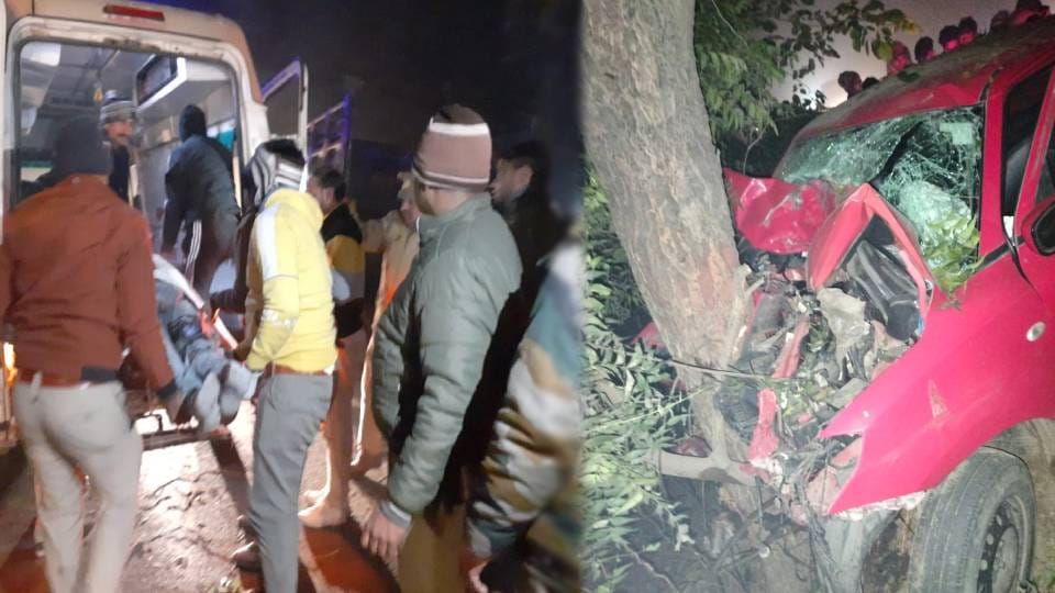 Four people of same family were died in car collided with a tree and two injured in Kasganj