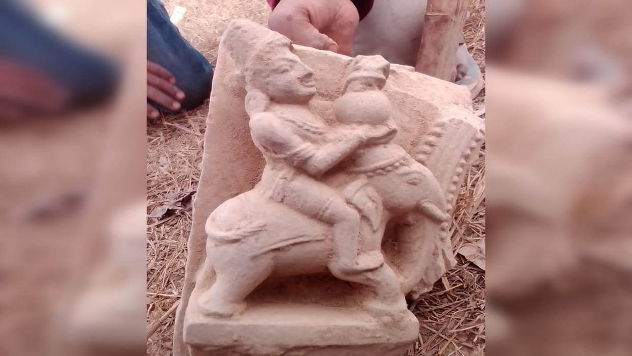 Budaun No team of administration reached spot for idols excavated under Ganga Expressway