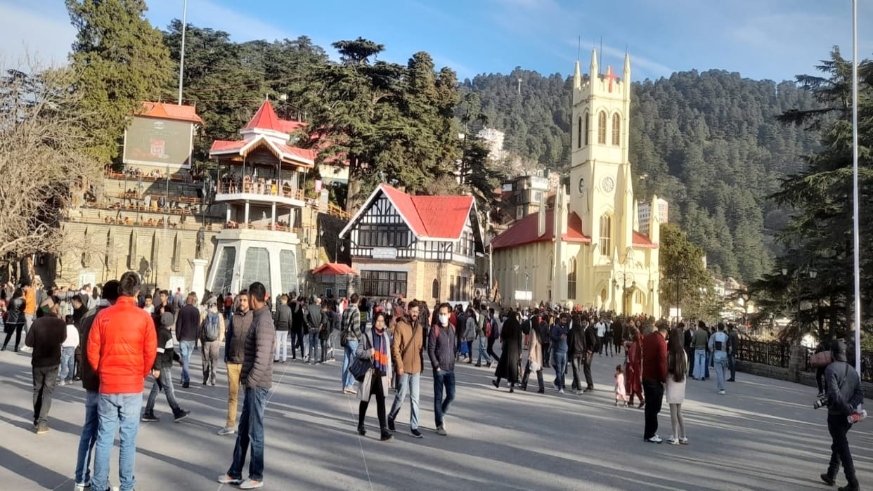 Gift to tourists, 20 percent discount on booking of rooms in hotels of himachal Tourism Development Corporati