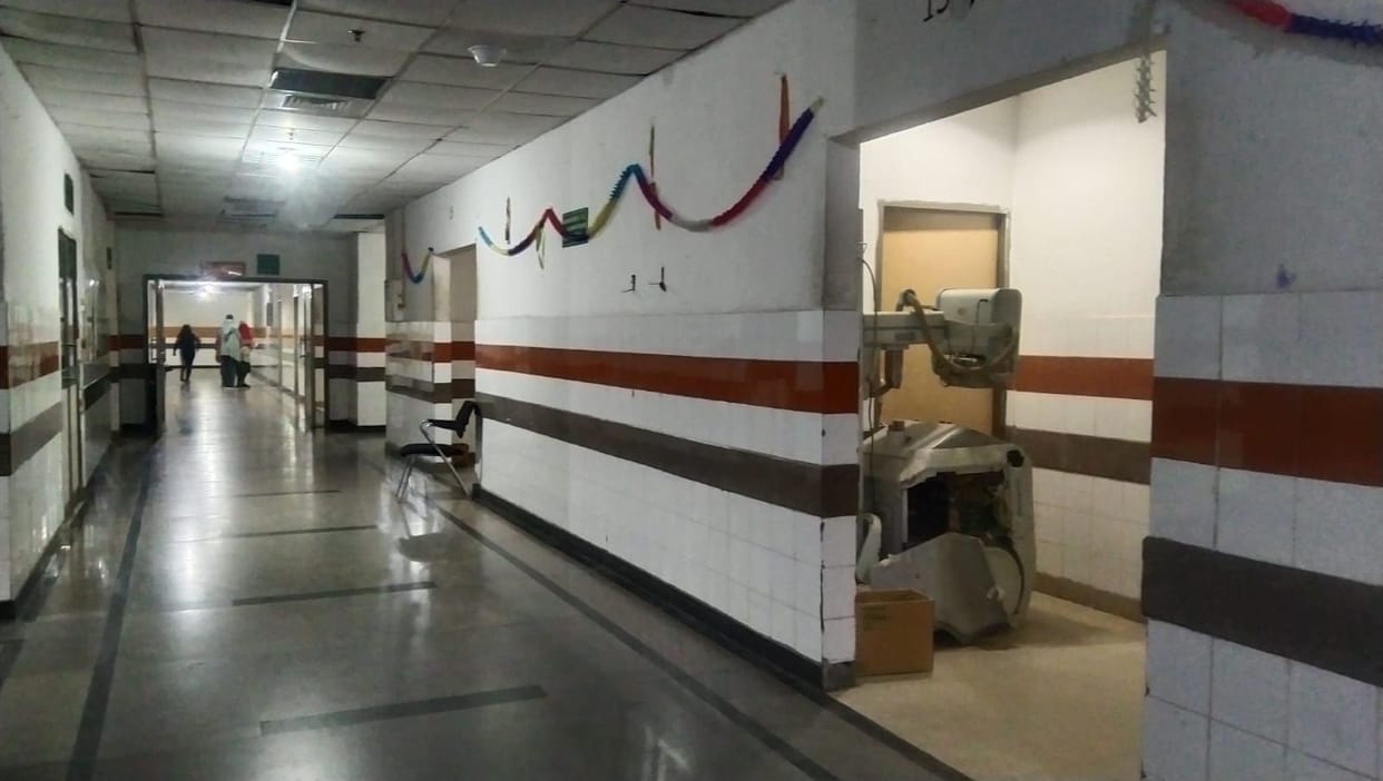 X-ray machine out of order in medical college for 4 days, patient upset